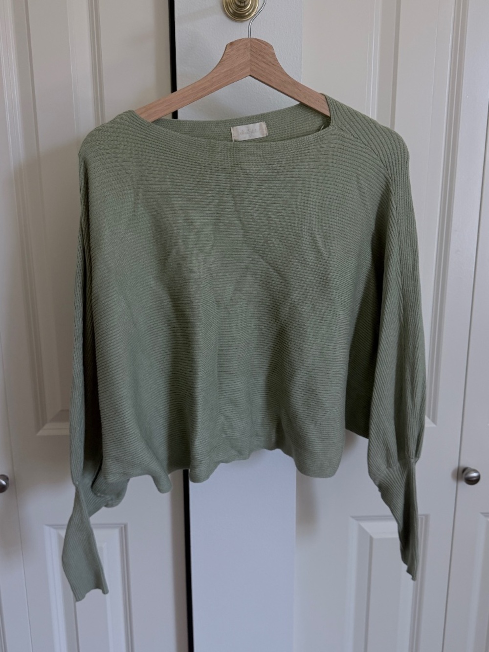 LIKE NEW Altar'd State Oversized Sweater - Small, Green